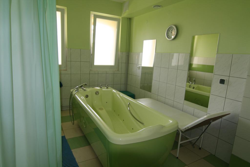 Hotel Sophia Bryza - Centrum Rehabilitacji I Wypoczynku Sarbinowo Exteriér fotografie