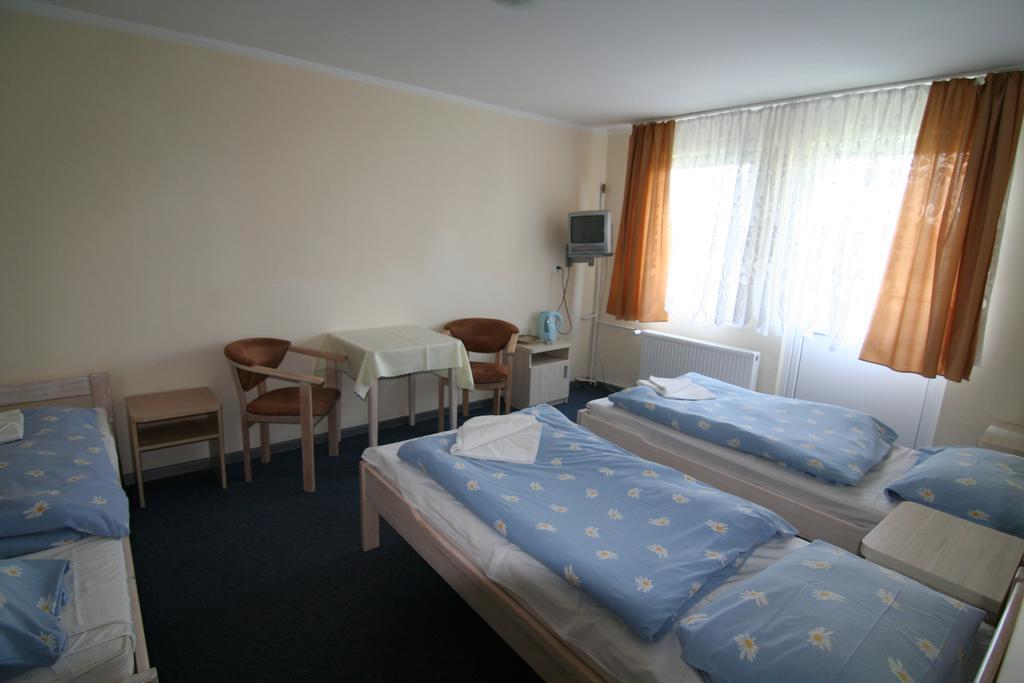 Hotel Sophia Bryza - Centrum Rehabilitacji I Wypoczynku Sarbinowo Pokoj fotografie